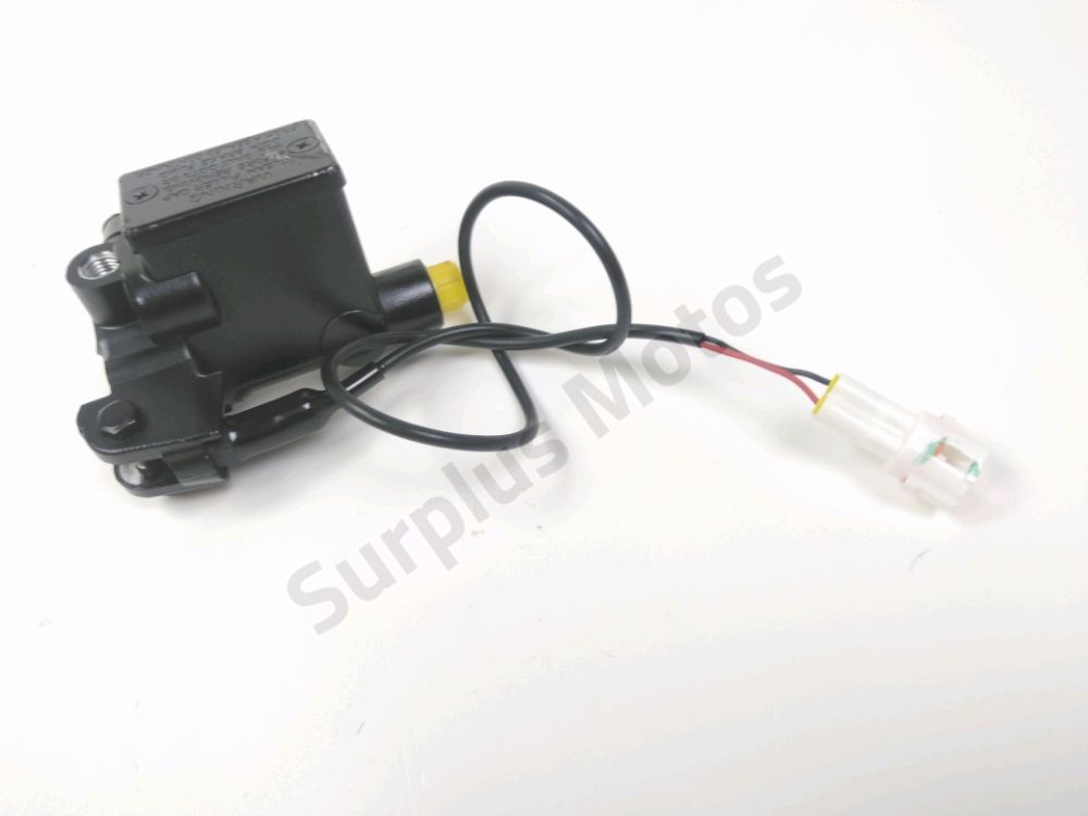 Maitre cylindre frein av complet