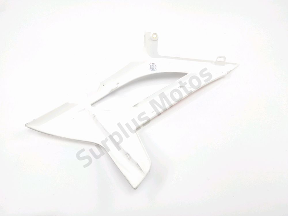 CARENAGE AVANT DROIT