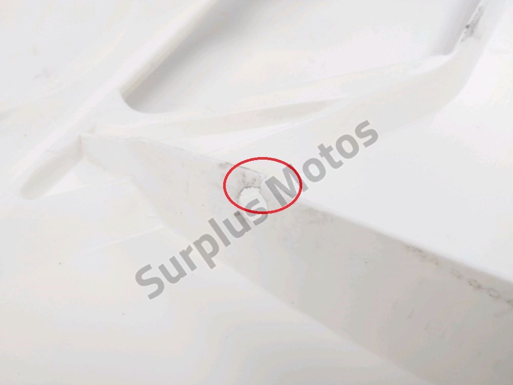 CARENAGE AVANT DROIT