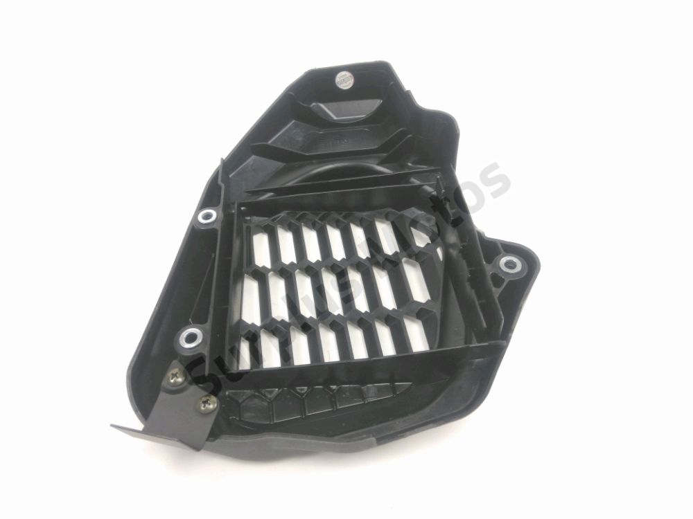 GRILLE DE RADIATEUR