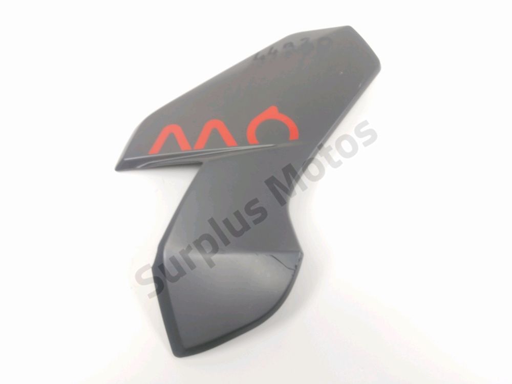 Carenage avant gauche