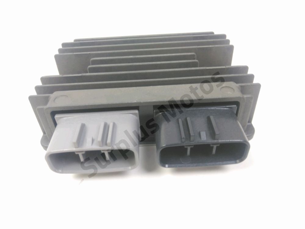 REGULATEUR DE TENSION