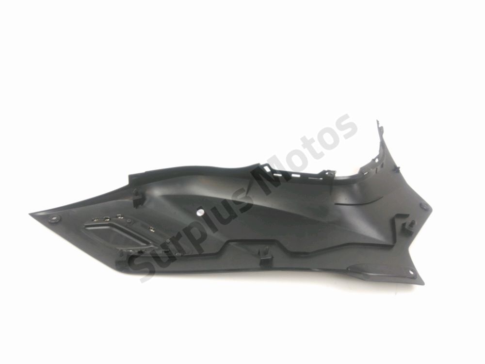 CACHE LATERAL GAUCHE