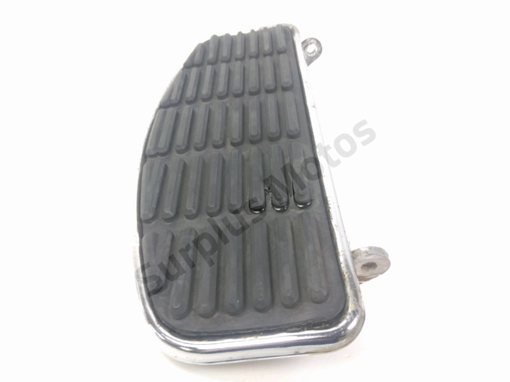 Repose pieds avant gauche