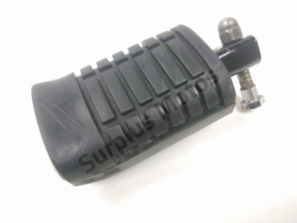 Repose pieds arriere gauche