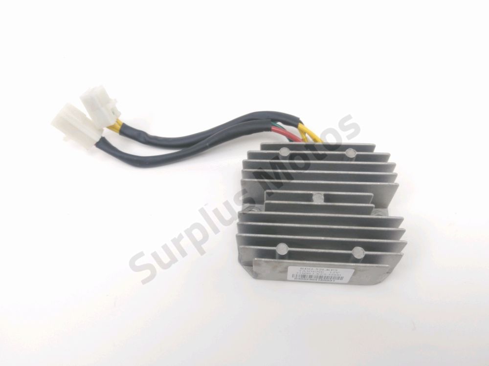 REGULATEUR DE TENSION