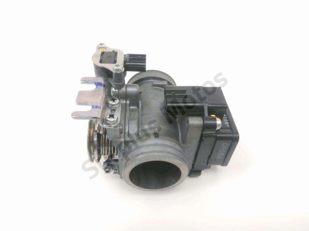 Corps d'injection droit