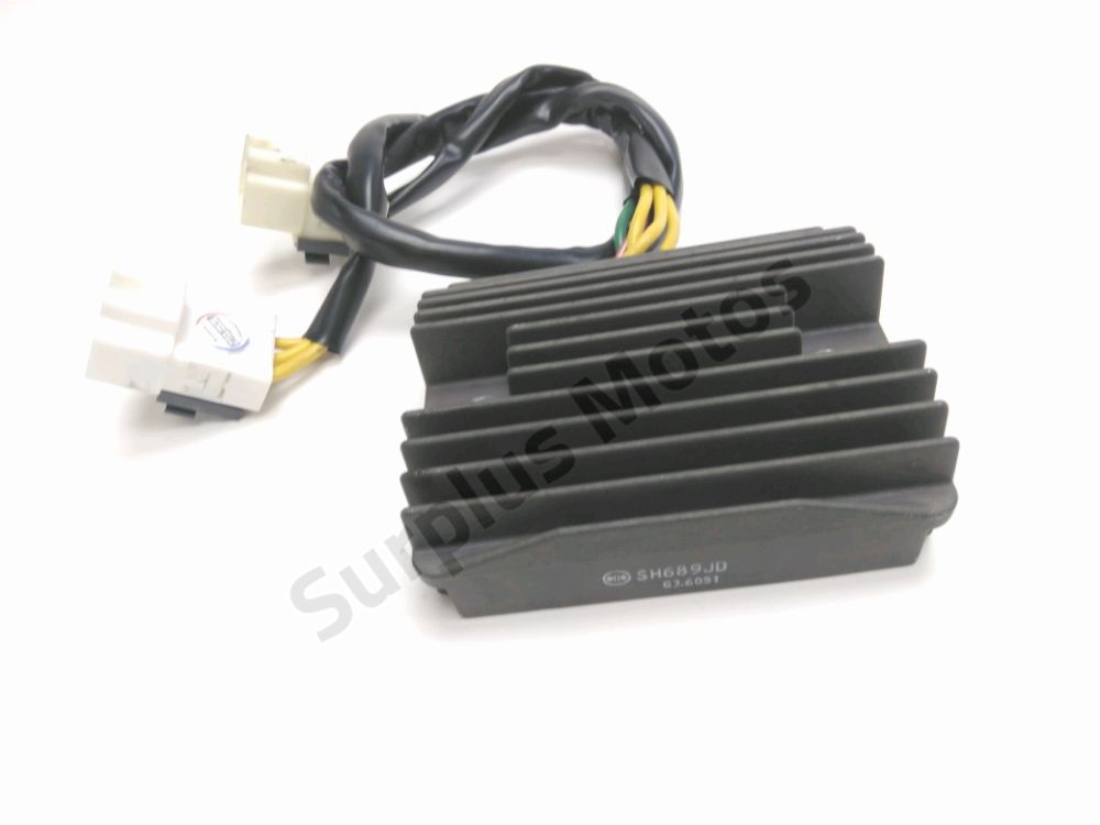 REGULATEUR DE TENSION