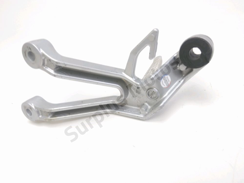 PLATINE ET REPOSE PIEDS ARRIERE DROIT