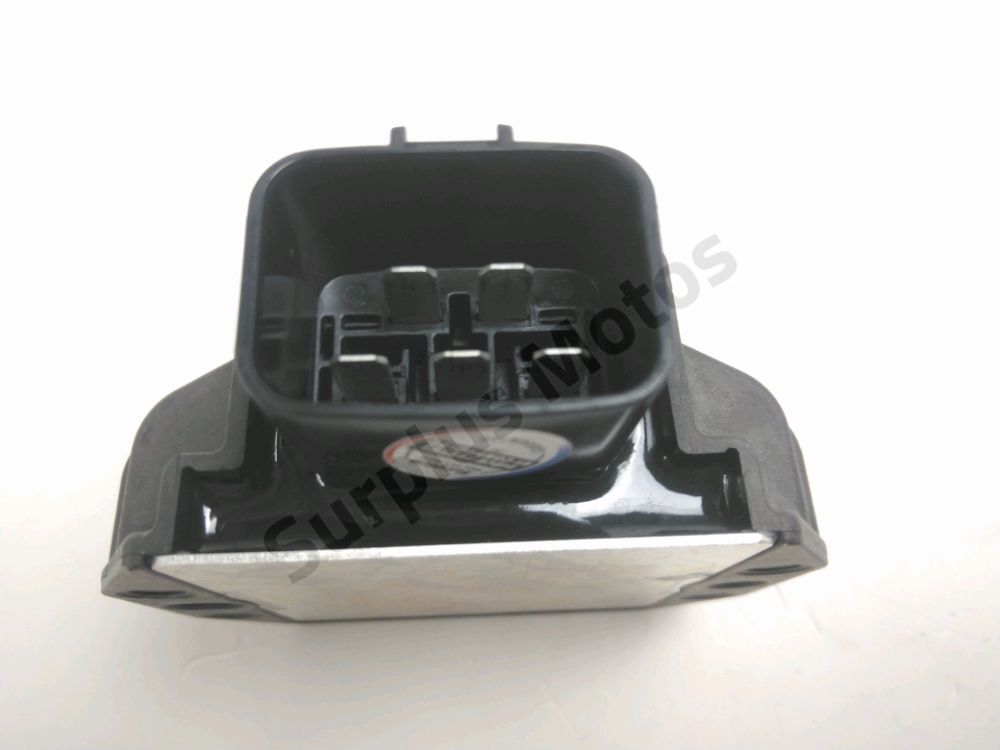 REGULATEUR DE TENSION