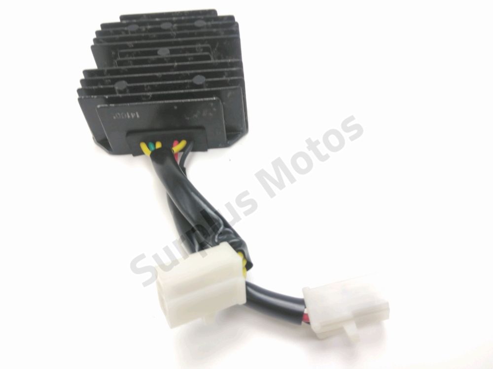 REGULATEUR DE TENSION