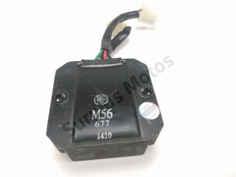 REGULATEUR DE TENSION