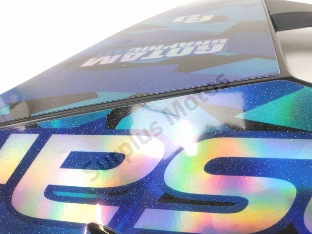 CARENAGE AVANT DROIT