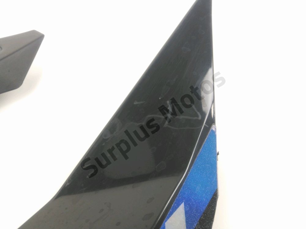 CARENAGE AVANT DROIT