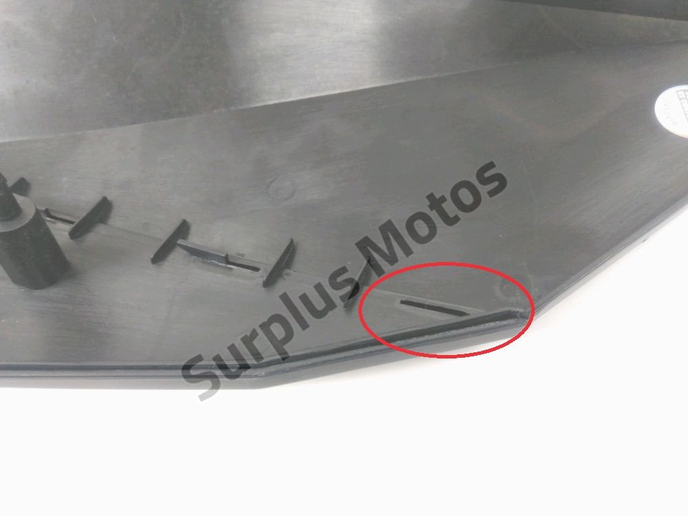 CARENAGE ARRIERE DROIT