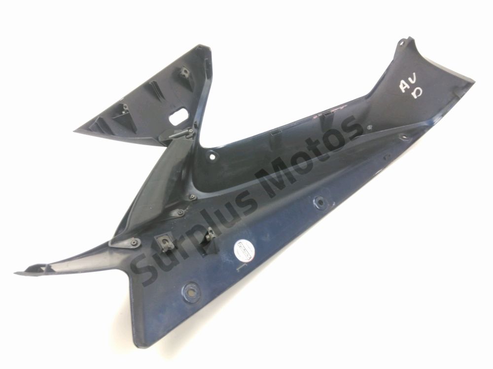 CARENAGE AVANT DROIT