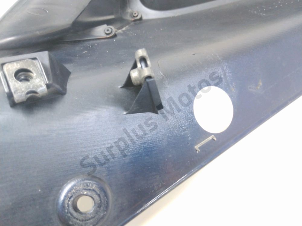 CARENAGE AVANT DROIT