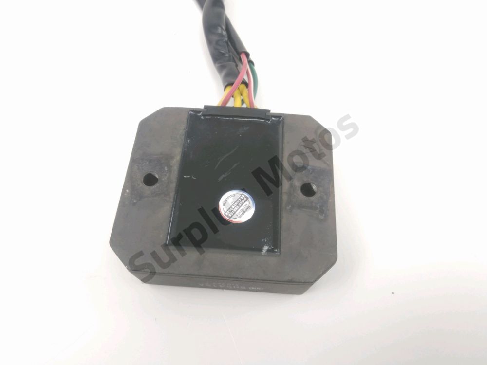 REGULATEUR DE TENSION