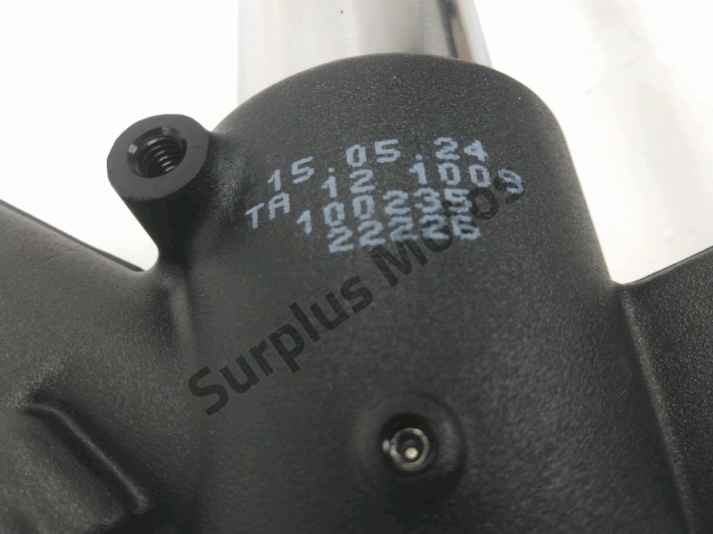 TUBE DE FOURCHE GAUCHE