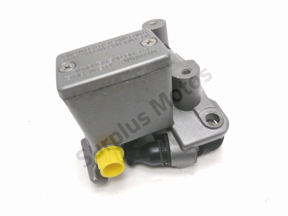 Maitre cylindre frein ar complet