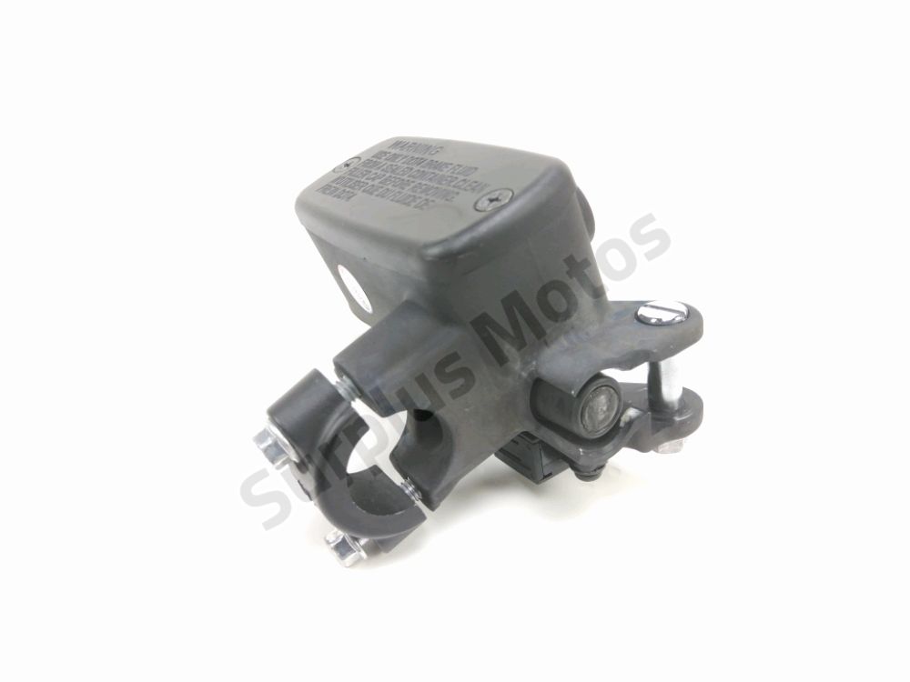 MAITRE CYLINDRE FREIN AV COMPLET