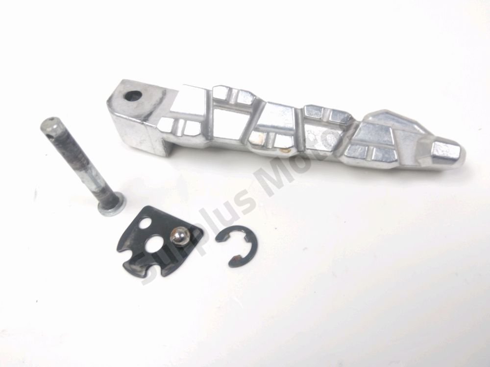 REPOSE PIEDS ARRIERE DROIT