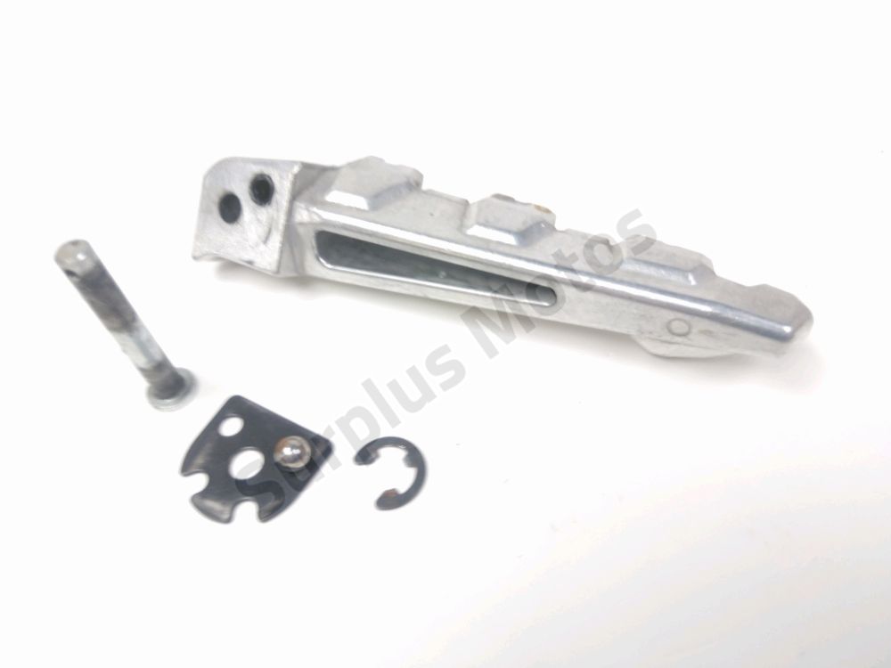 REPOSE PIEDS ARRIERE DROIT