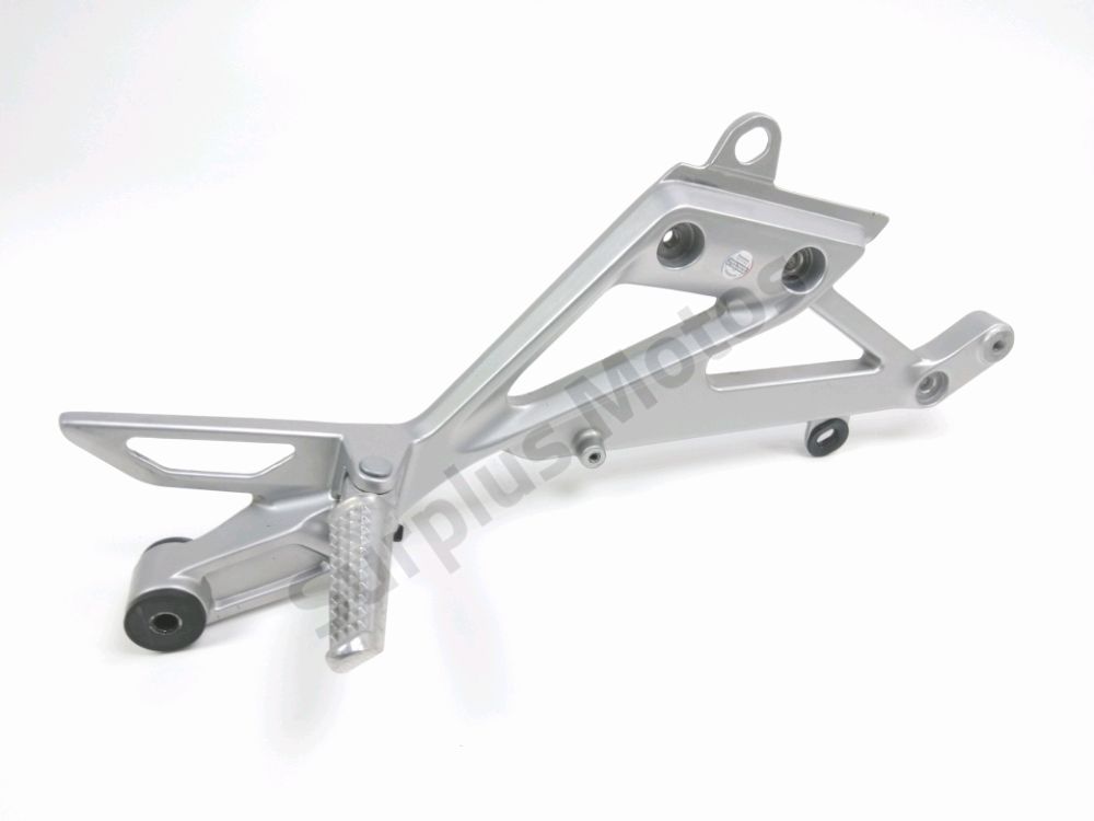 Platine et repose pieds arriere droit