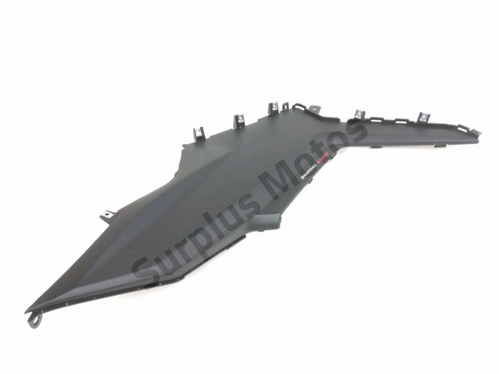 CACHE LATERAL GAUCHE