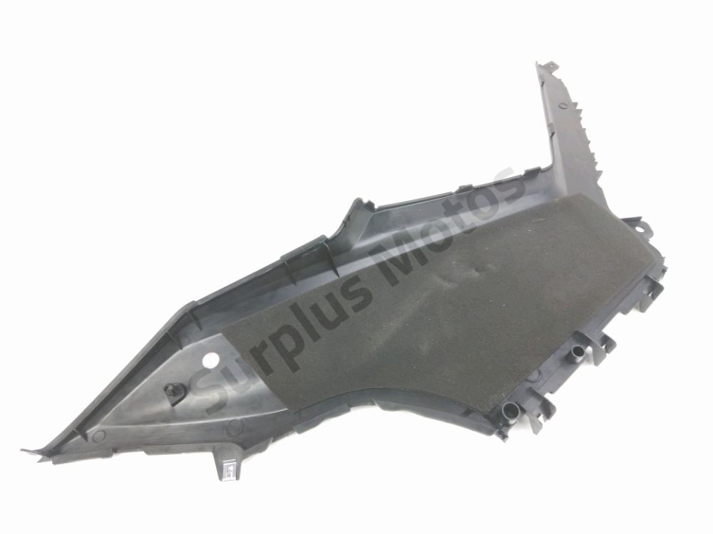 CACHE LATERAL GAUCHE