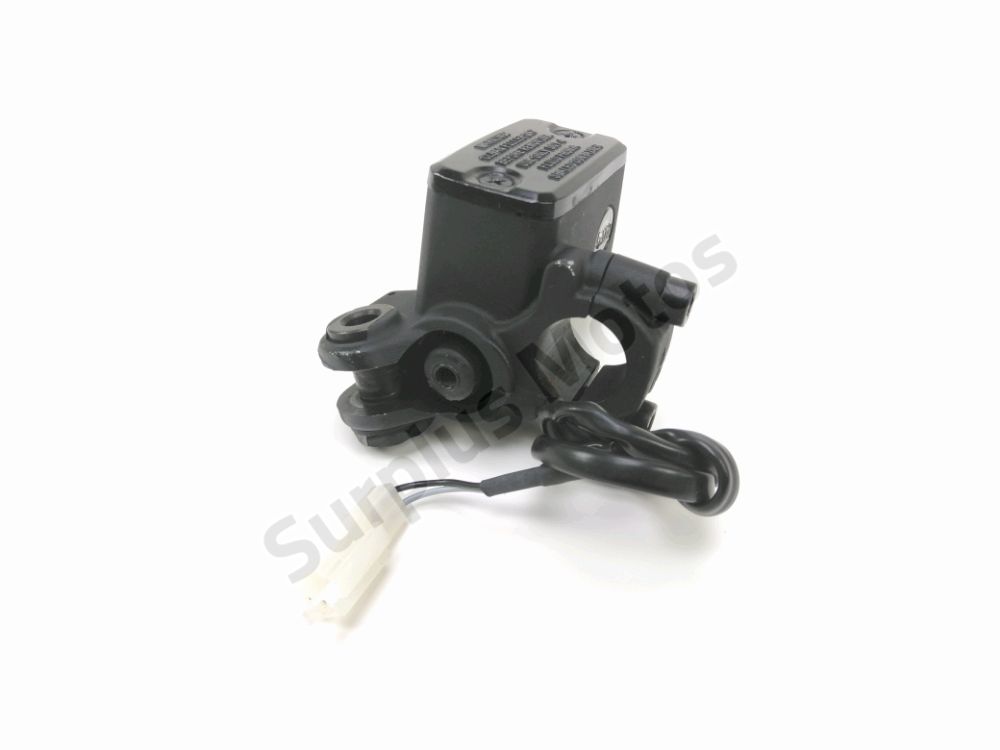 MAITRE CYLINDRE FREIN AR COMPLET