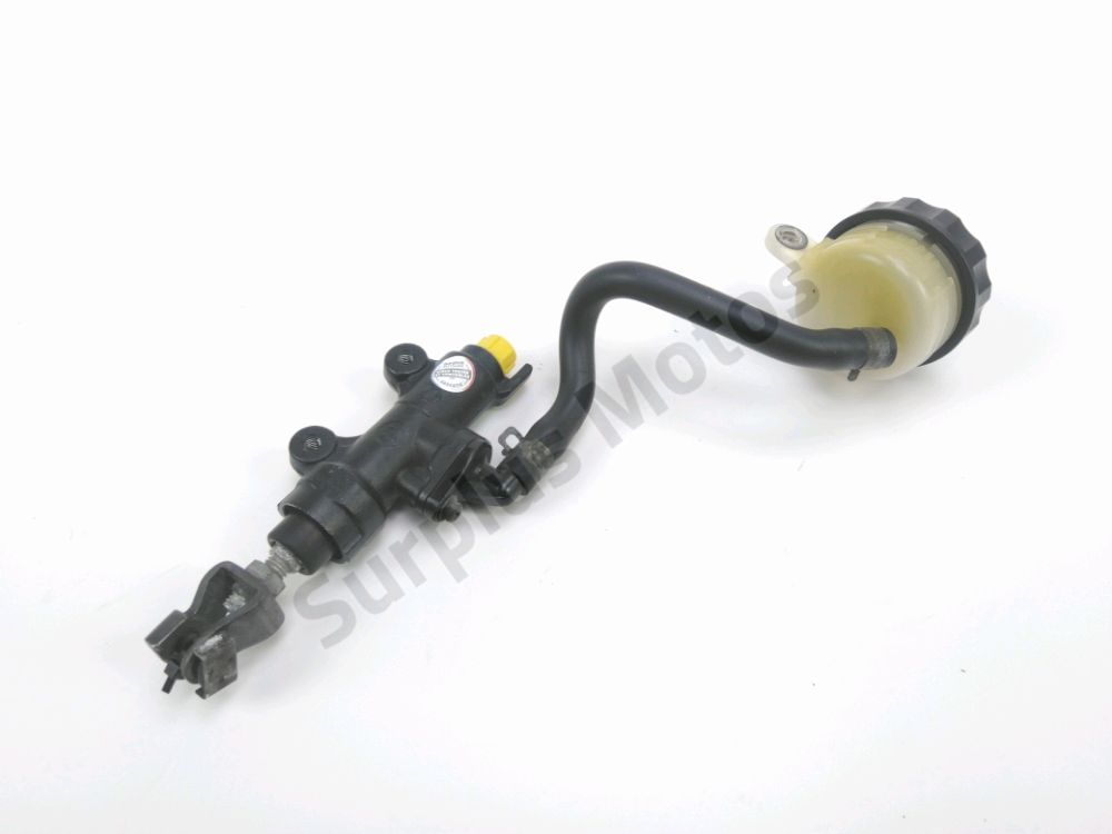 MAITRE CYLINDRE FREIN AR COMPLET