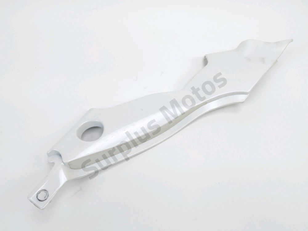 CACHE LATERAL GAUCHE