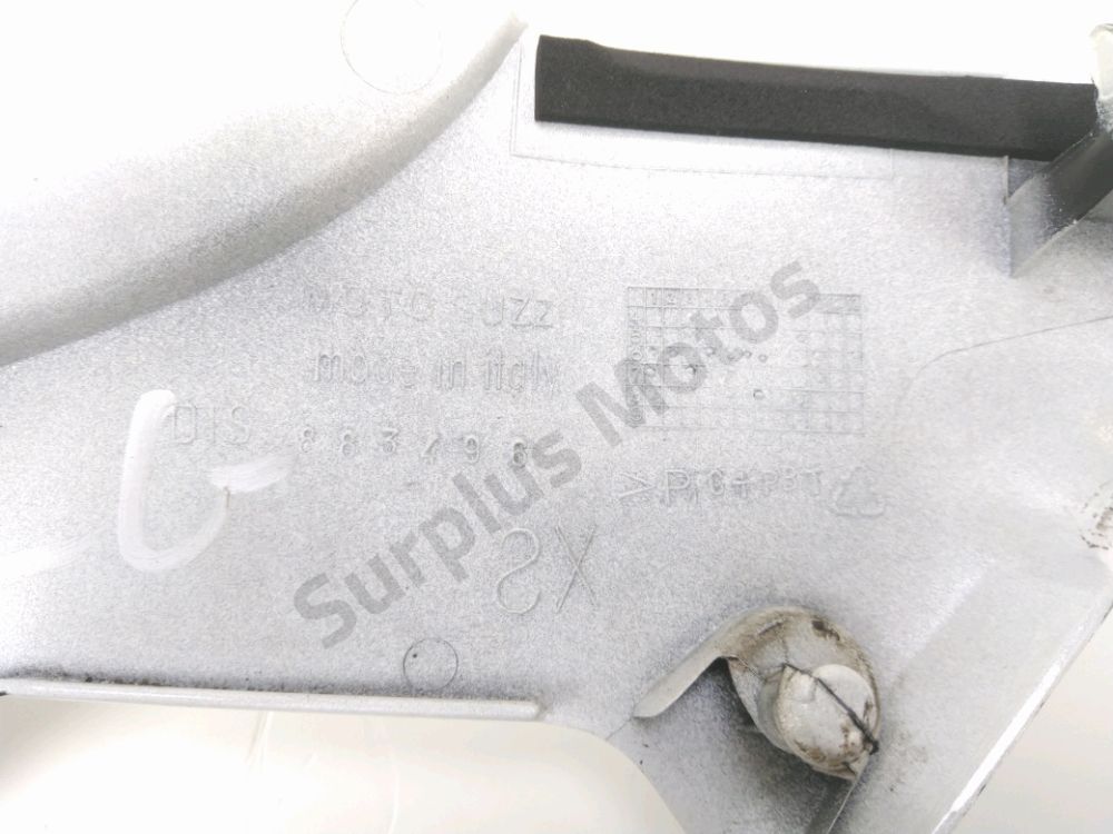 CACHE LATERAL GAUCHE