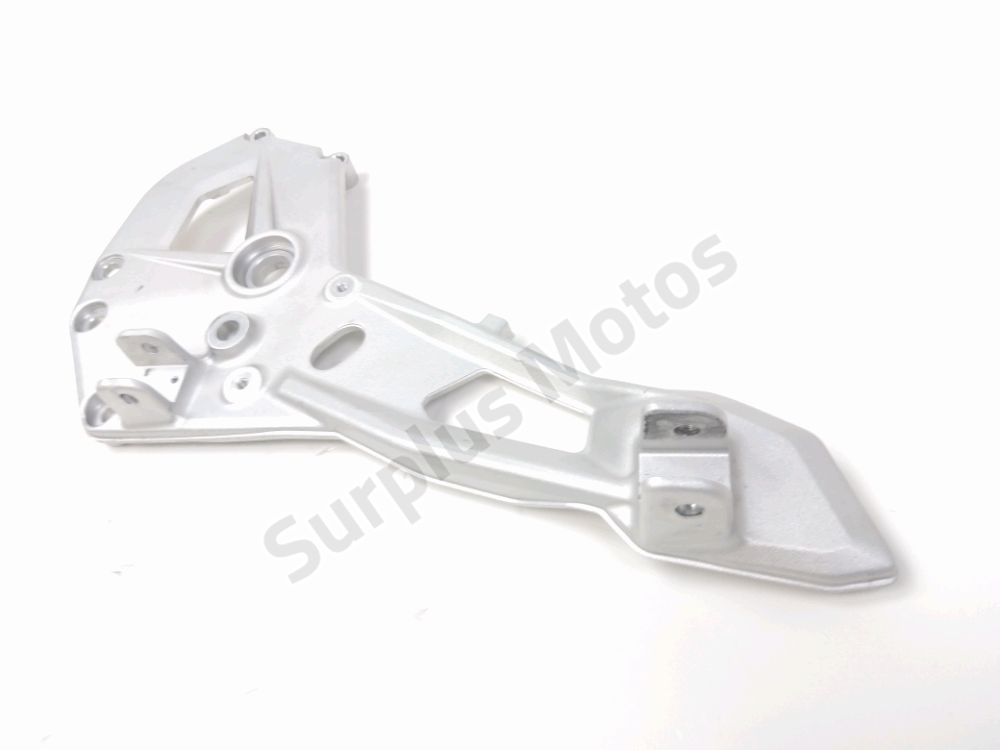 PLATINE AVANT GAUCHE