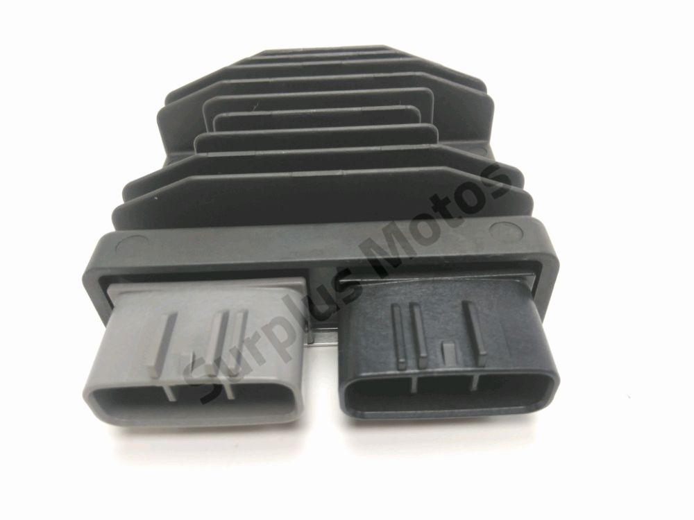 REGULATEUR DE TENSION