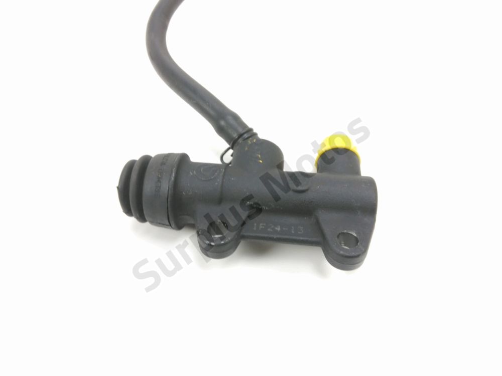 MAITRE CYLINDRE FREIN AR COMPLET