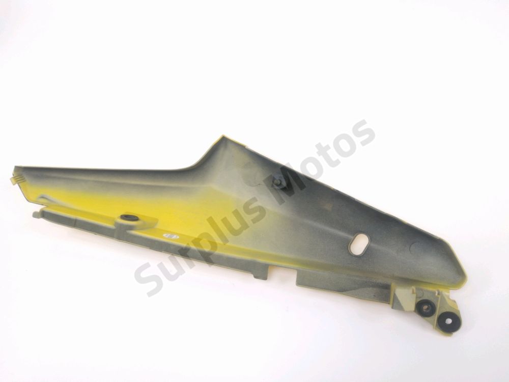 CARENAGE ARRIERE DROIT