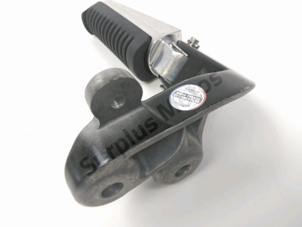 PLATINE ET REPOSE PIEDS ARRIERE DROIT