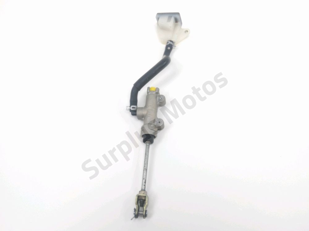 MAITRE CYLINDRE FREIN AR COMPLET