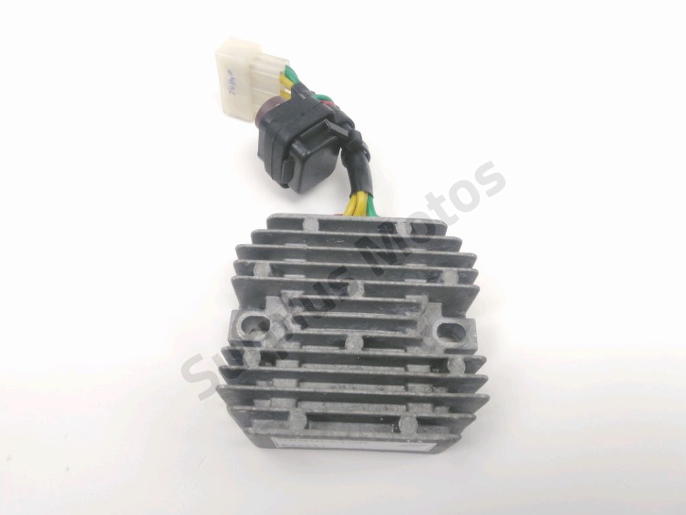 REGULATEUR DE TENSION