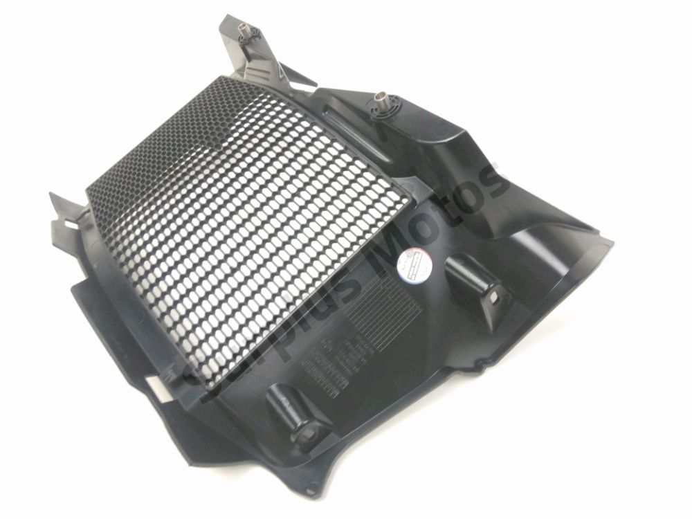 GRILLE DE RADIATEUR