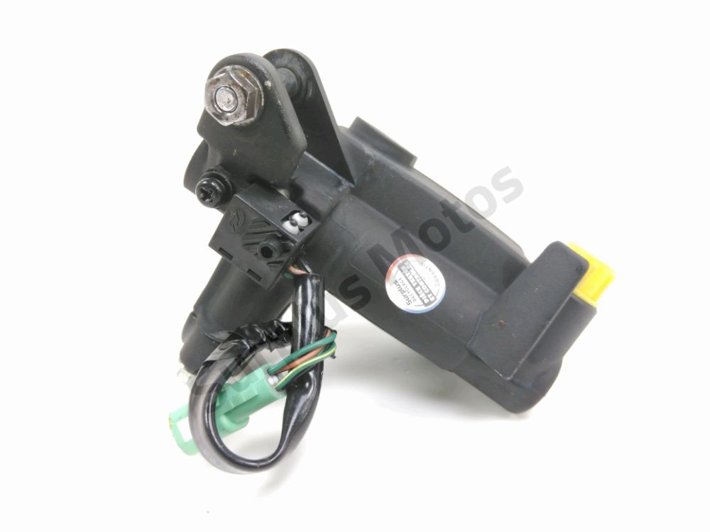 MAITRE CYLINDRE FREIN AV COMPLET