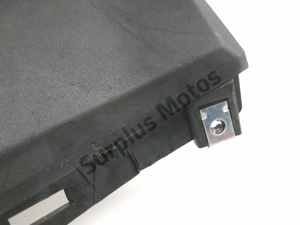 CACHE LATERAL GAUCHE