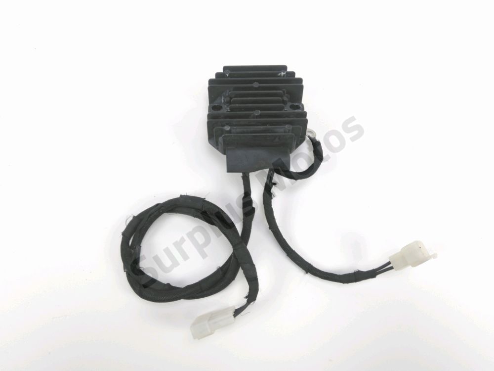 REGULATEUR DE TENSION