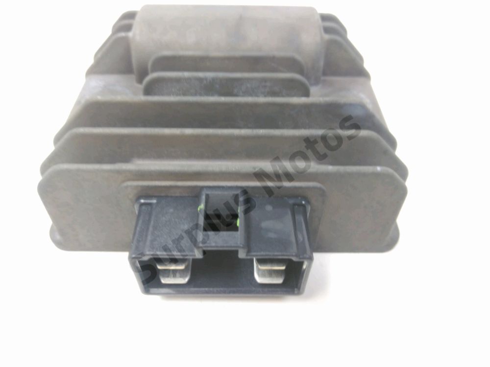 REGULATEUR DE TENSION