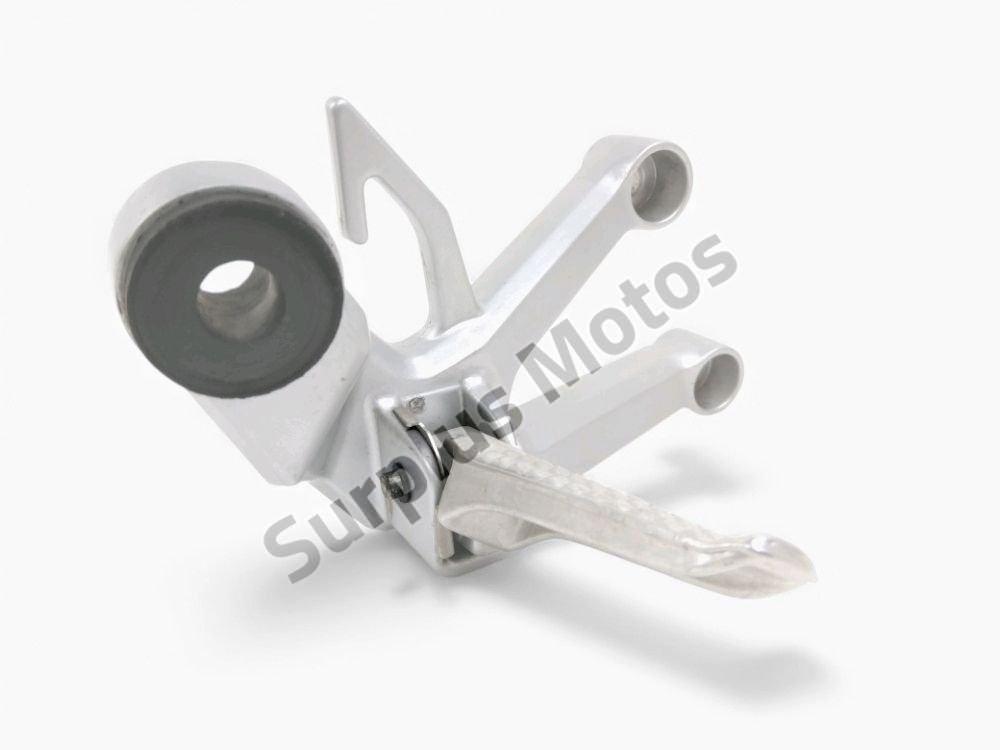 PLATINE ARRIERE DROITE COMPLETE