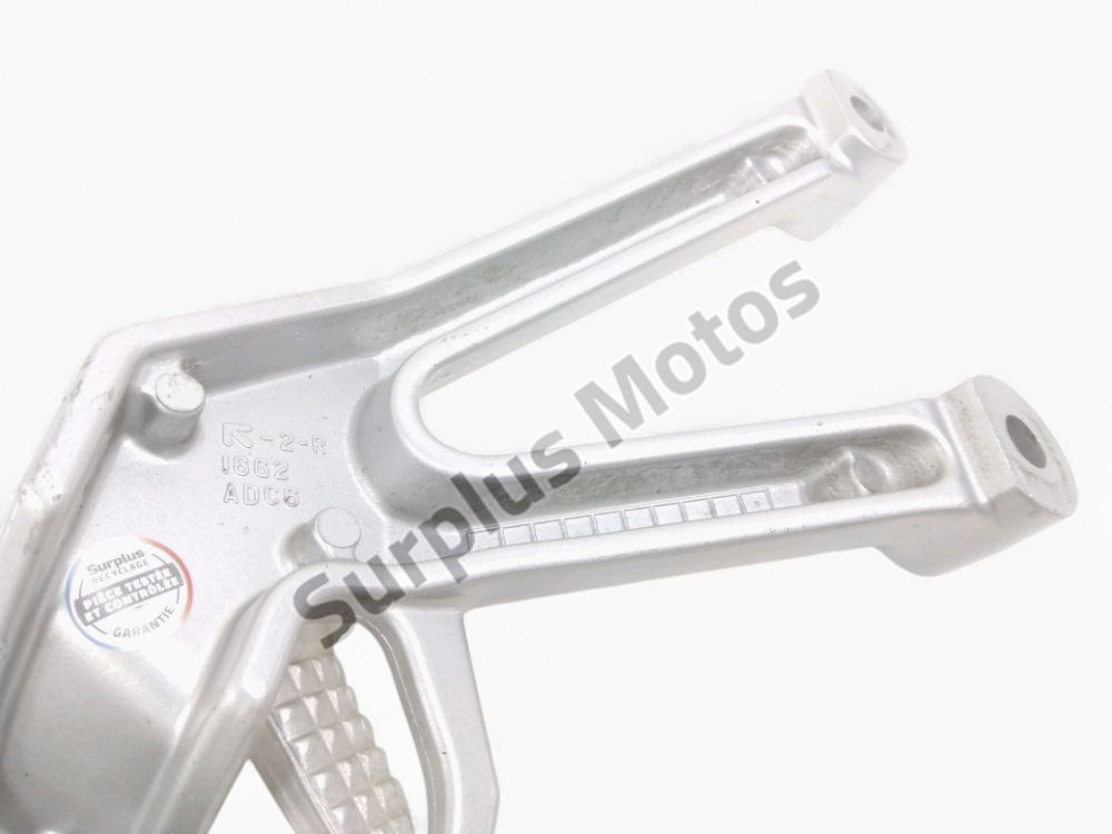 PLATINE ARRIERE DROITE COMPLETE