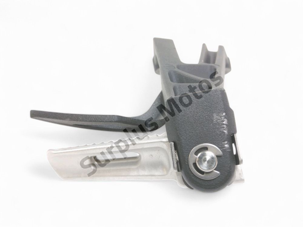 PLATINE ARRIERE GAUCHE COMPLETE