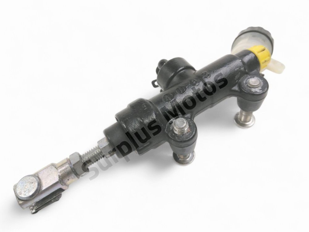 MAITRE CYLINDRE FREIN AR COMPLET